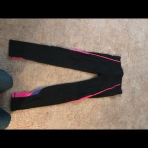 GAPfit workout leggings